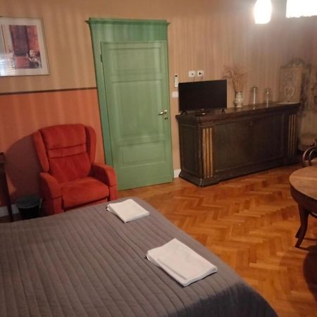 San Petronio Room And Suite Rooms - By Bolognacentro Luxuryh Buitenkant foto